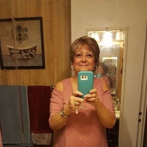 Meet your Posher, Sherry